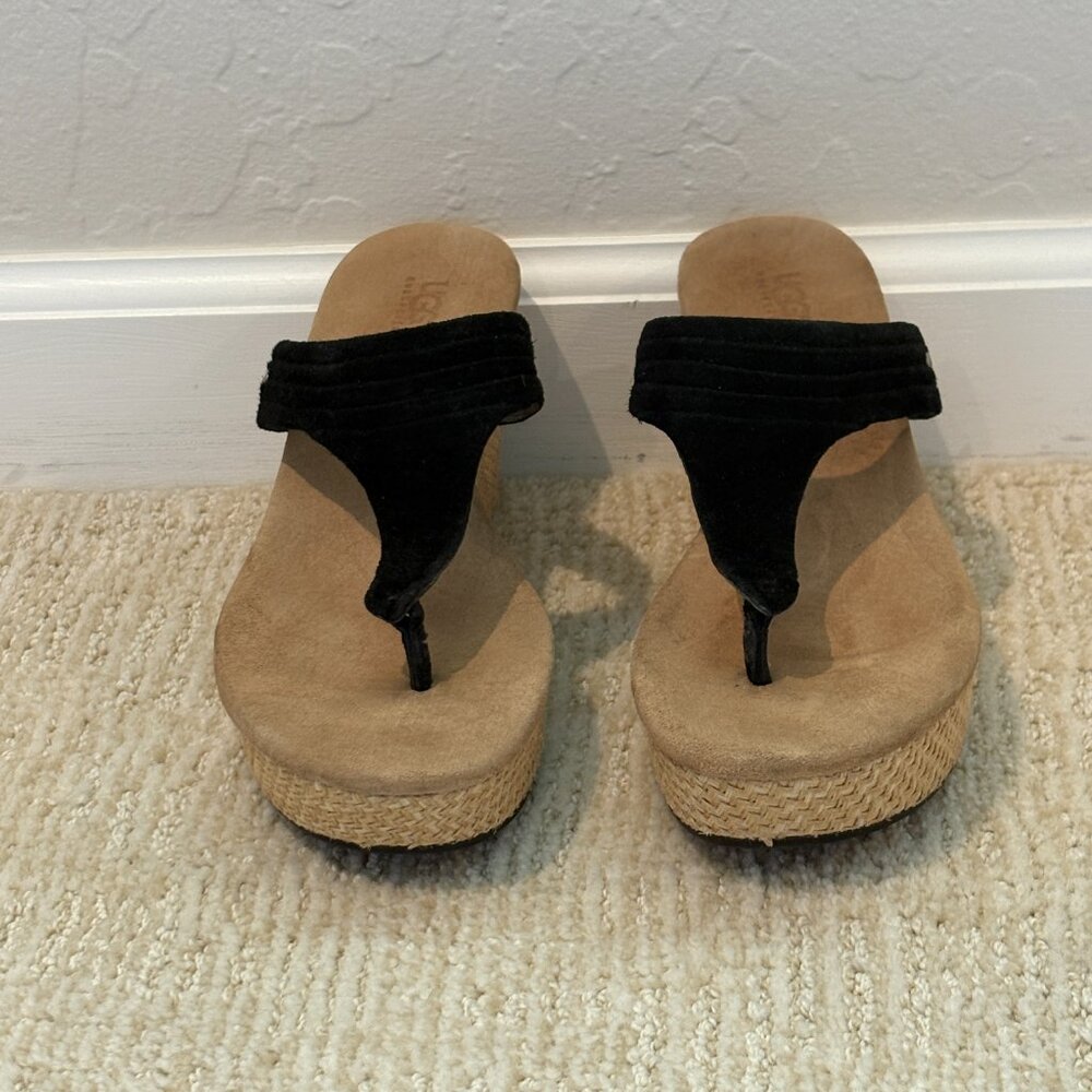 Ugg Zamora Black Suede Espadrille Thong size 7.5